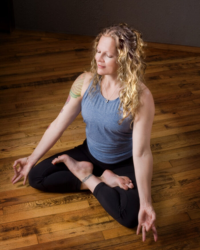 melissa nelson lowe skydiver yogi